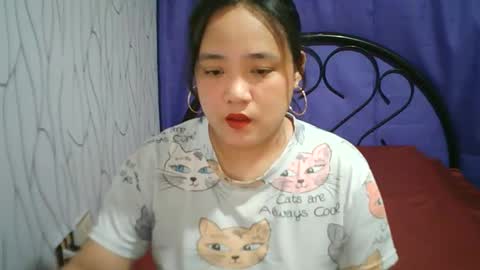 Snapshot of hotbabymomma chatting on March 2025 05:00:02 AM Lynn online show from March 2025 05:00:02 AM