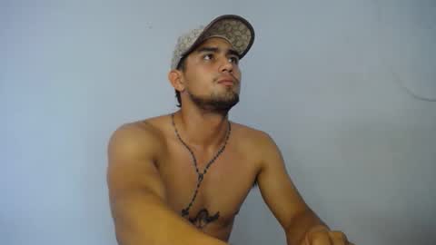 Snapshot of hotboy69nino chatting on November 2025 07:35:02 PM hotboy69nino online show from November 2025 07:35:02 PM