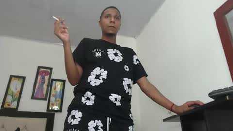 hotboyluxe online show from February 2026 03:15:01 AM