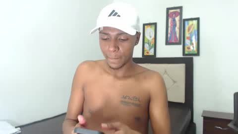 hotboyluxe online show from February 2026 03:17:01 AM