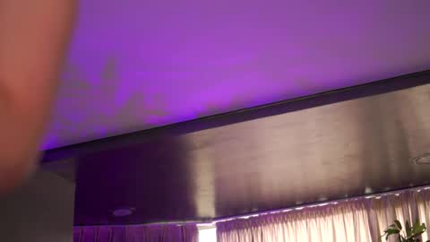 Anais online show from October 2025 09:37:01 AM