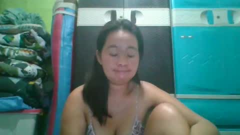 hotchicks4uxx online show from March 2025 12:20:02 AM