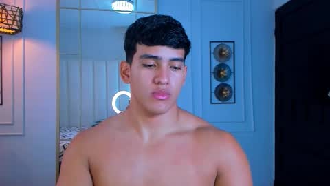 Hussain   aaron and Ekko online show from October 2025 07:56:02 PM