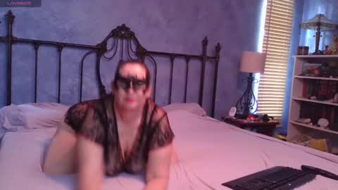 Snapshot of hotcurves4000 chatting on February 2025 04:03:02 PM Tina Hotcurves online show from February 2025 04:03:02 PM