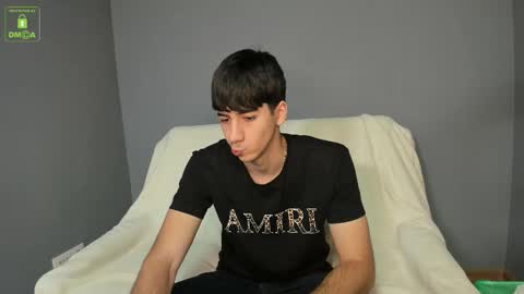 Snapshot of hotflirtyfella chatting on October 2025 05:26:02 AM QUENTIN online show from October 2025 05:26:02 AM