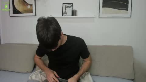 Snapshot of hotflirtyfella chatting on October 2025 06:50:02 AM QUENTIN online show from October 2025 06:50:02 AM