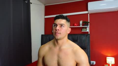 Snapshot of hotfuckers4uu chatting on January 2025 12:02:01 AM felipe marcello online show from January 2025 12:02:01 AM