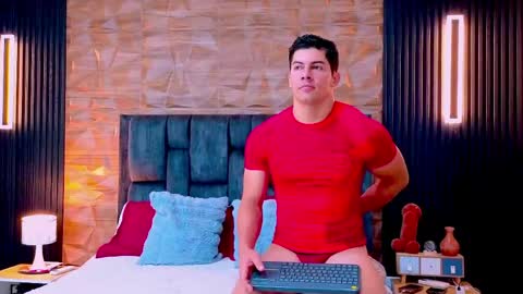 felipe  marcello online show from May 2026 02:13:01 PM