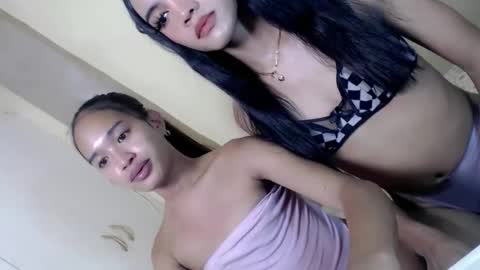 Snapshot of hotfuckingbella chatting on May 2026 05:27:02 AM hotfuckingbella online show from May 2026 05:27:02 AM