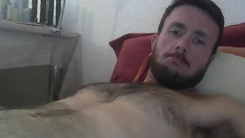 Snapshot of hotgardenersexy chatting on May 2026 09:00:02 PM Le jardinier sexy online show from May 2026 09:00:02 PM