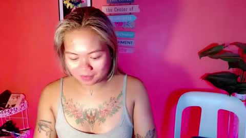 hotgirlronaxx online show from October 2025 08:42:02 PM