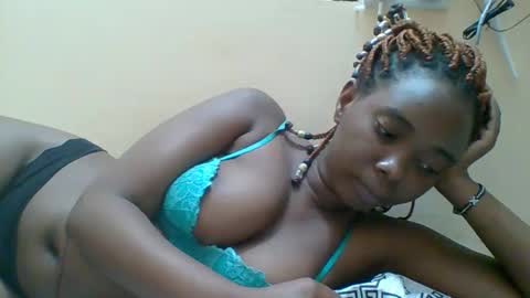 Queen online show from October 2025 06:07:02 PM