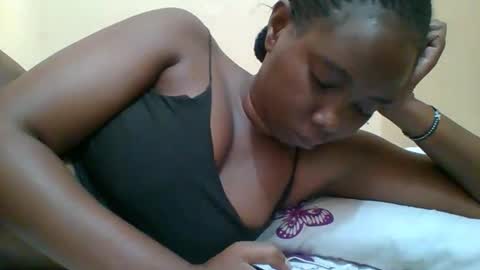 Queen online show from May 2026 04:41:01 AM
