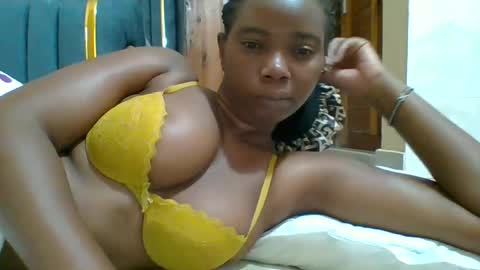 Queen online show from June 2026 04:10:01 AM