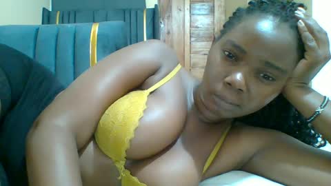 Queen online show from June 2026 07:07:01 PM