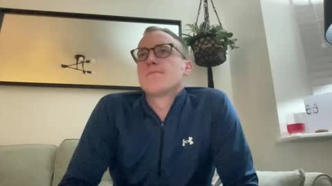 Snapshot of hotholby86 chatting on December 2024 08:08:01 PM hotholby86 online show from December 2024 08:08:01 PM