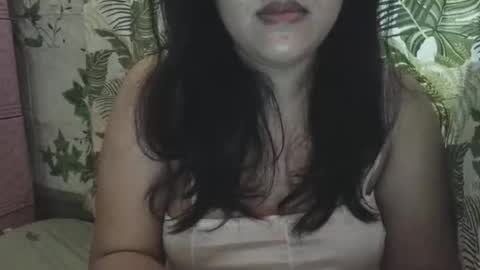 hotiemorenagurl18 online show from April 2026 03:42:01 AM