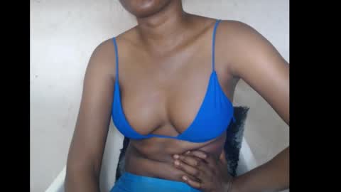 hotjessie0 online show from November 2025 06:36:02 AM