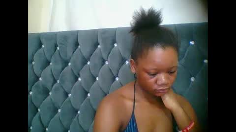 LOYCE online show from December 2025 02:51:02 AM