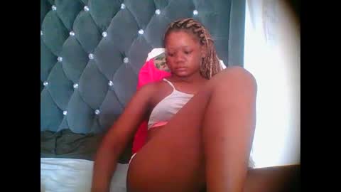 LOYCE online show from January 2026 12:30:01 PM