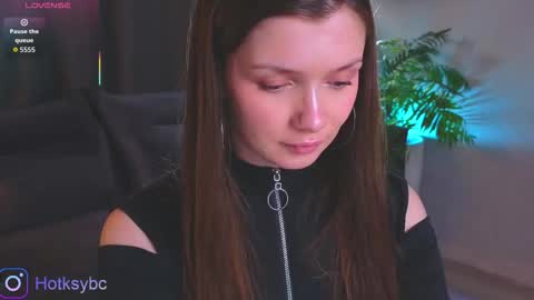 HotKsy online show from September 2025 07:02:02 PM