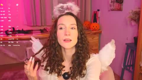 Allison  online show from October 2025 07:36:02 PM