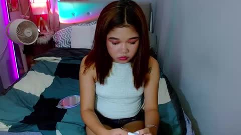 Layla online show from December 2024 03:55:01 PM