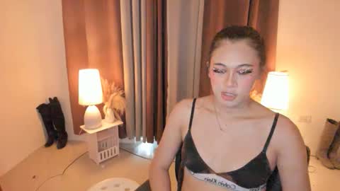 hotlestalinsandra online show from May 2026 02:08:02 AM