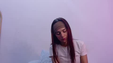 hotlittlechill online show from February 2026 07:52:02 PM