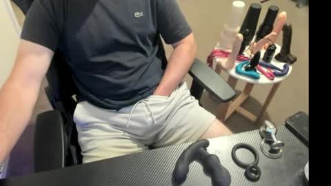 Snapshot of hotmelbguy20 chatting on April 2026 04:33:02 PM Cum and play X online show from April 2026 04:33:02 PM