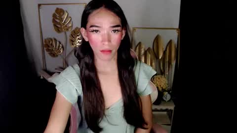 Snapshot of hotmichelle292006 chatting on April 2026 10:18:02 AM HI its me youre lovely MICHAELA online show from April 2026 10:18:02 AM