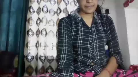 Snapshot of hotnsweetindian chatting on December 2024 07:47:02 AM lola online show from December 2024 07:47:02 AM
