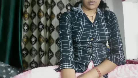 Snapshot of hotnsweetindian chatting on December 2024 02:49:02 PM lola online show from December 2024 02:49:02 PM