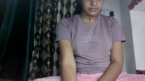 Snapshot of hotnsweetindian chatting on January 2025 12:30:02 PM lola online show from January 2025 12:30:02 PM