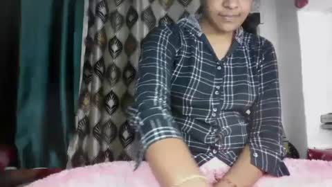Snapshot of hotnsweetindian chatting on January 2025 01:55:02 PM lola online show from January 2025 01:55:02 PM