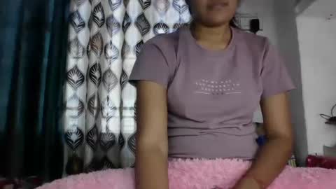 Snapshot of hotnsweetindian chatting on February 2025 07:06:01 AM lola online show from February 2025 07:06:01 AM
