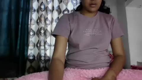Snapshot of hotnsweetindian chatting on February 2025 06:40:01 AM lola online show from February 2025 06:40:01 AM