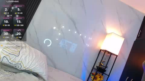 Snapshot of hotpawgmilf chatting on September 2025 06:18:01 PM Sussy Bloom  online show from September 2025 06:18:01 PM