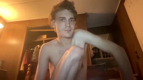 Snapshot of hotsexyricky24 chatting on February 2025 01:11:01 AM HotSexyRicky24 online show from February 2025 01:11:01 AM