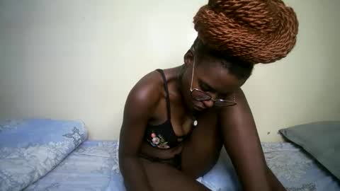Snapshot of hott_asss chatting on May 2026 02:02:02 PM hott_asss online show from May 2026 02:02:02 PM