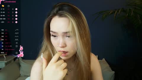 hello Im Eva online show from December 2024 08:26:01 AM