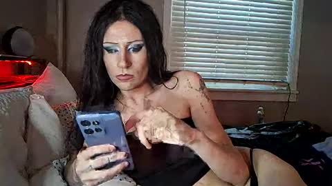 Snapshot of hottiefrmhell97 chatting on June 2026 01:54:01 AM Lucky online show from June 2026 01:54:01 AM