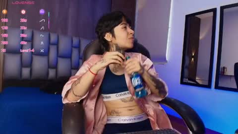 Juls online show from May 2026 07:11:01 PM