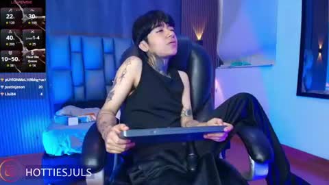 Juls online show from July 2026 08:52:02 PM