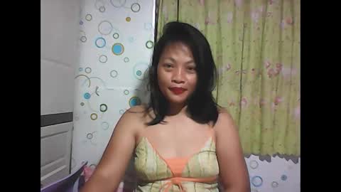 hottyelle1 online show from April 2026 02:35:01 PM