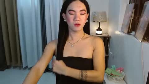 THALIE online show from March 2026 05:04:02 AM