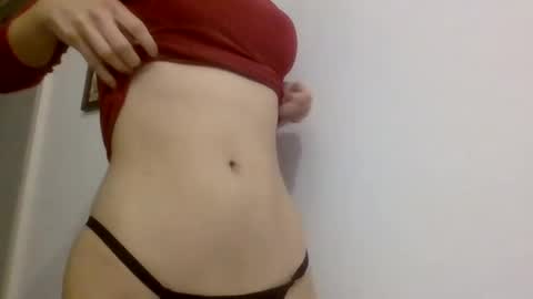 Snapshot of hotwinterxx chatting on December 2024 05:22:01 PM Hotwixx online show from December 2024 05:22:01 PM