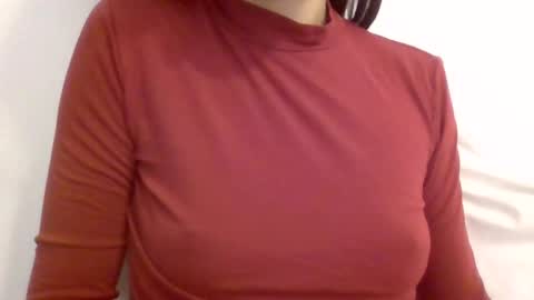 Snapshot of hotwinterxx chatting on December 2024 05:37:02 PM Hotwixx online show from December 2024 05:37:02 PM