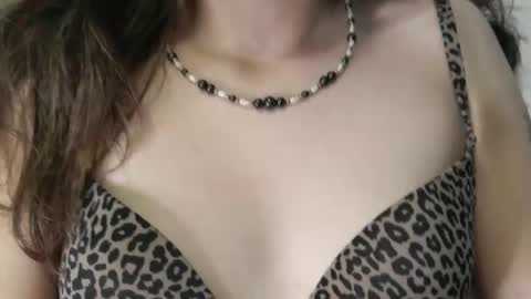 Hotwixx online show from March 2026 11:51:02 PM