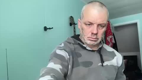 howlingatnothing online show from March 2026 04:09:01 PM